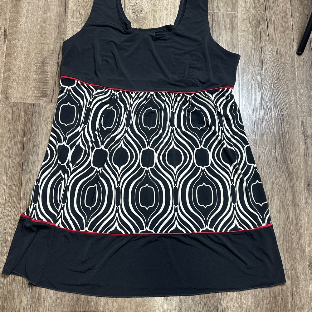 Enfocus Studio Elegant Black Top